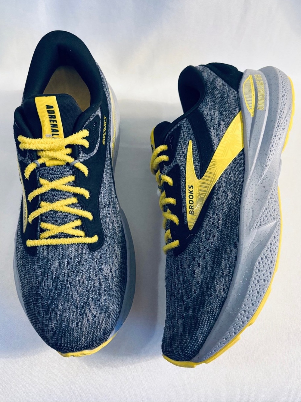BROOKS ADRENALINE 24 GTS ‘Pittsburgh Running Shoes